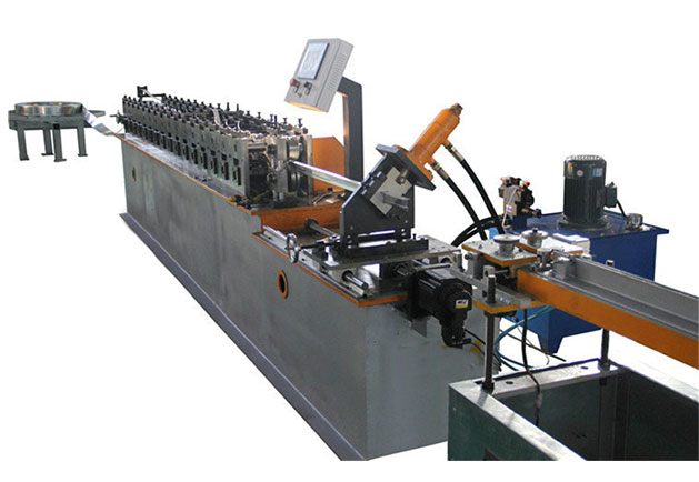 T grid roll forming machine