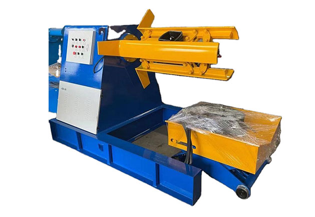 Hydraulic decoiler